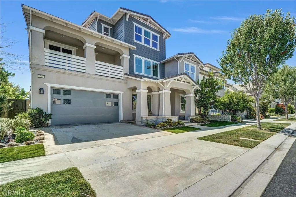 74 Iluna, Irvine, California 92618, 4 Bedrooms Bedrooms, ,6 BathroomsBathrooms,Residential,For Sale,Iluna,OC25192490