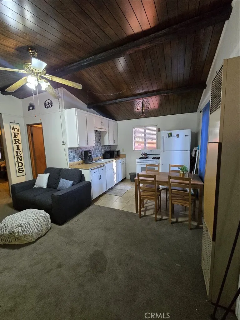 312 Riverside Avenue, Big Bear, California 92386 home-pic-12