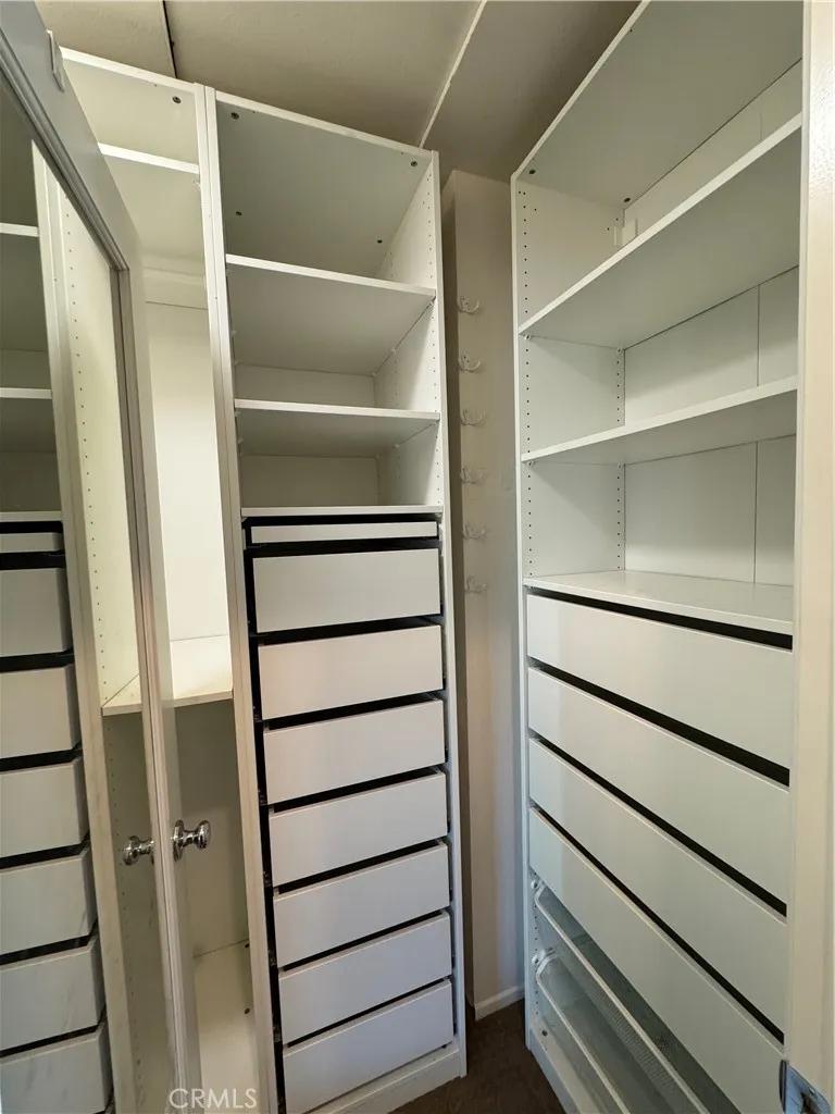 29101 Springshores Drive, Menifee, California 92585 home-pic-30