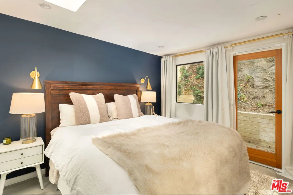 905 N Beverly Glen Boulevard, Los Angeles, California 90077 home-pic-12