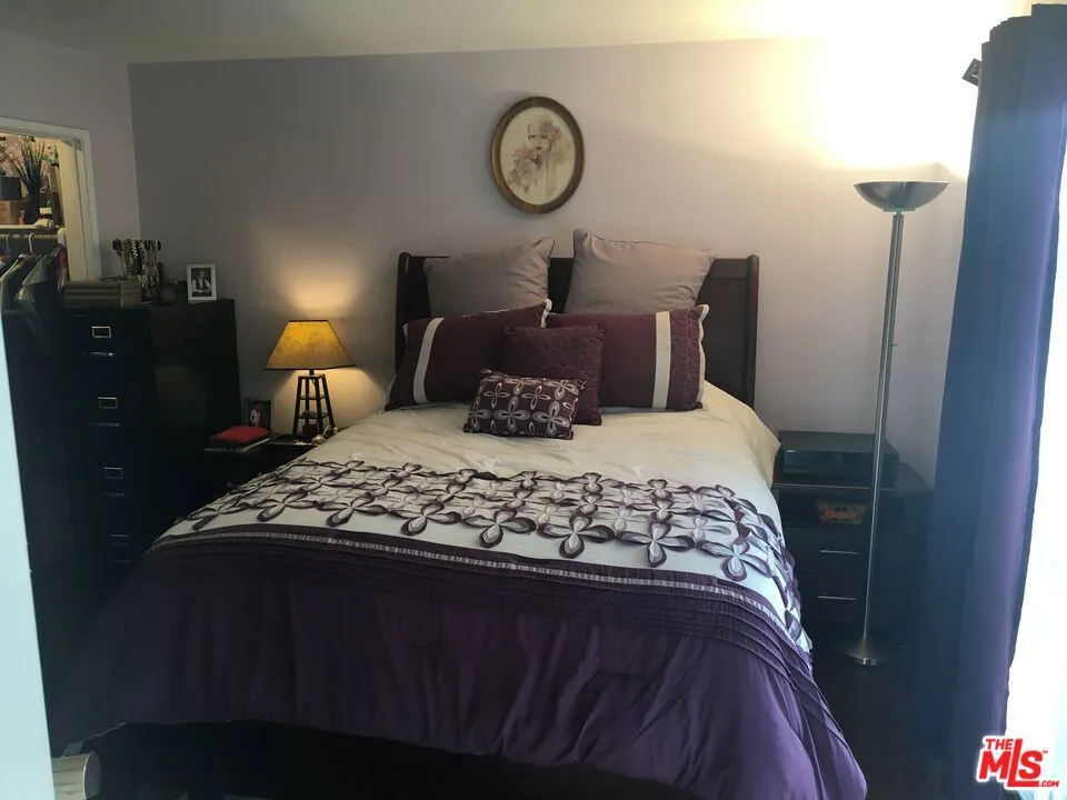 869 S Wooster Street 103, Los Angeles, California 90035 home-pic-16
