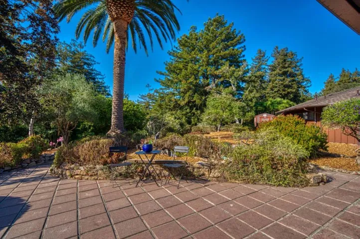 3600 N. Park Avenue, Soquel, California 95073