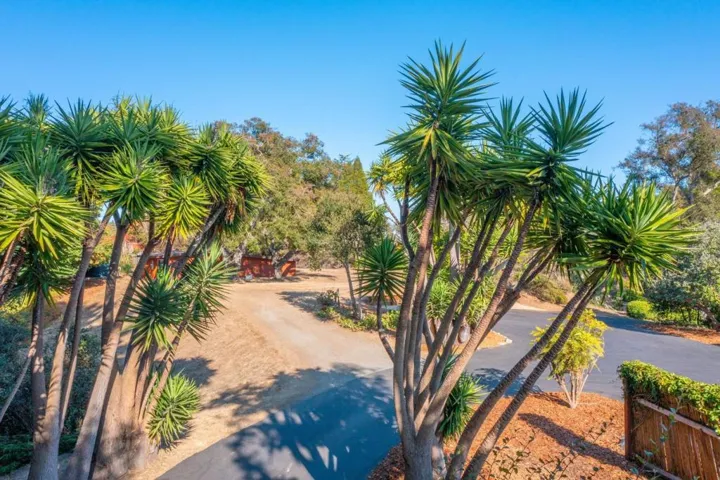 3600 N. Park Avenue, Soquel, California 95073