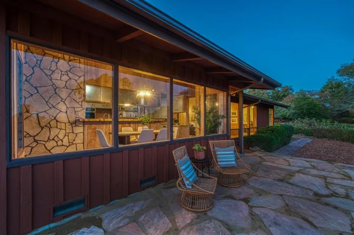 3600 N. Park Avenue, Soquel, California 95073