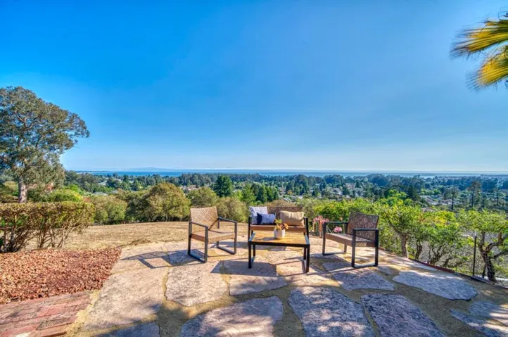 3600 N. Park Avenue, Soquel, California 95073