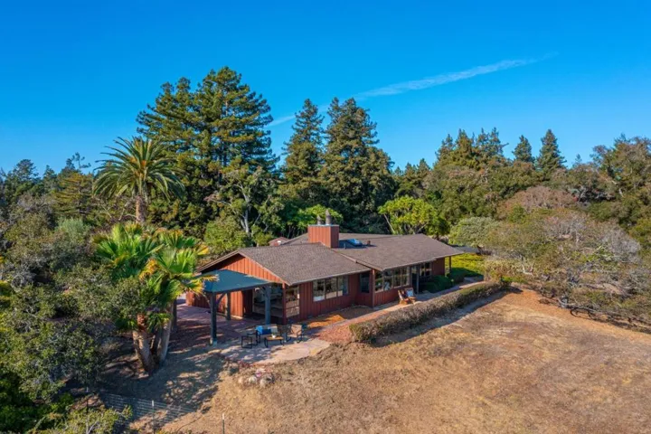 3600 N. Park Avenue, Soquel, California 95073