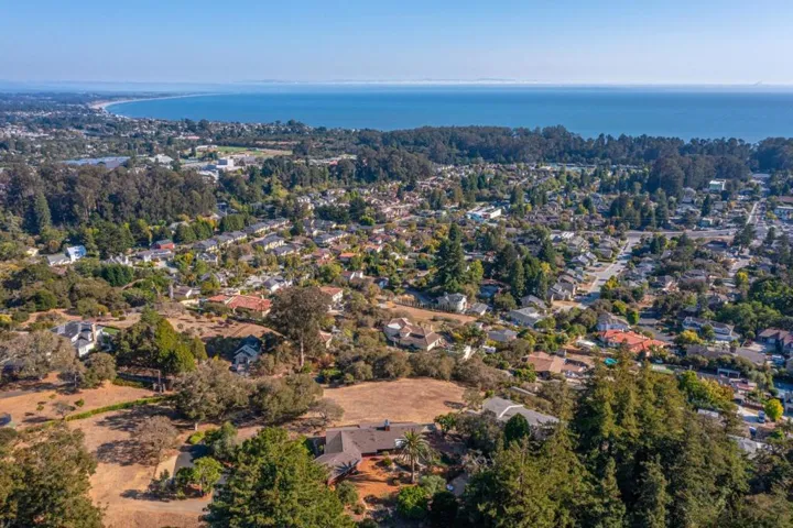 3600 N. Park Avenue, Soquel, California 95073