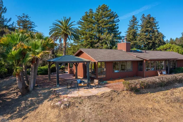 3600 N. Park Avenue, Soquel, California 95073