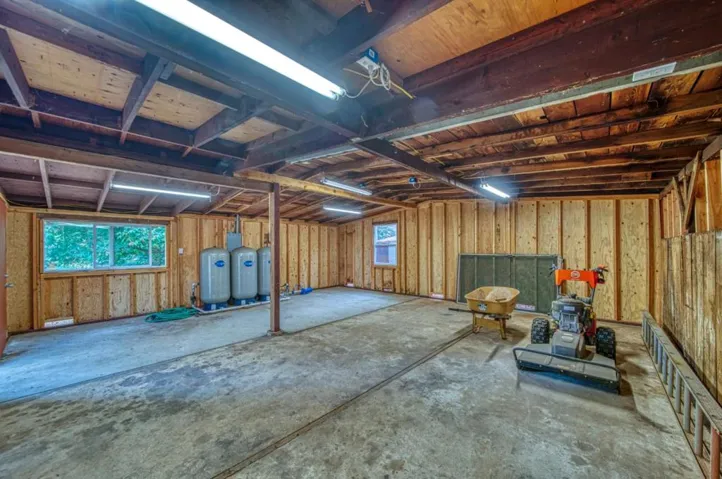 3600 N. Park Avenue, Soquel, California 95073