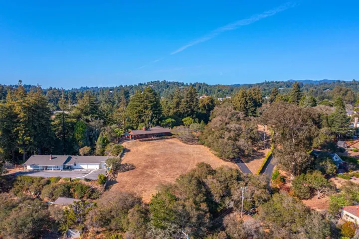 3600 N. Park Avenue, Soquel, California 95073