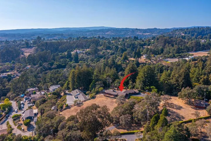 3600 N. Park Avenue, Soquel, California 95073