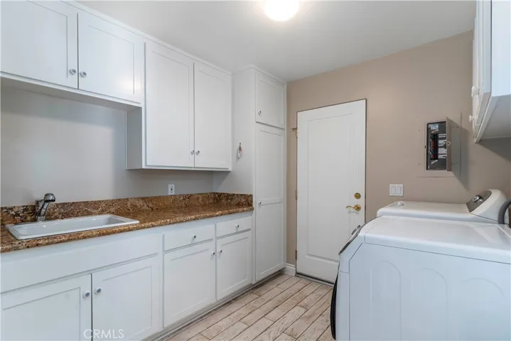 2219 Westshore Lane, Westlake Village, California 91361