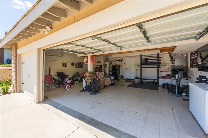 27381 Echo Canyon Court, Corona, California 92883