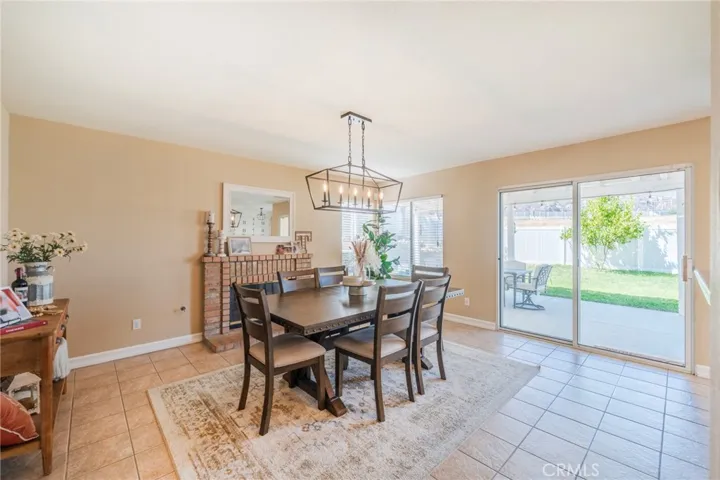 27381 Echo Canyon Court, Corona, California 92883