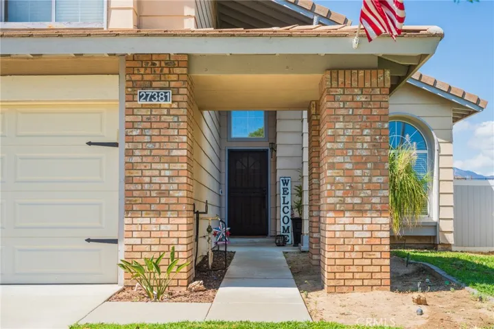 27381 Echo Canyon Court, Corona, California 92883