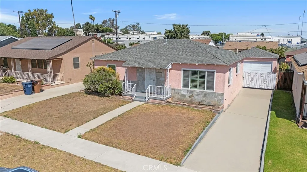 1445 W 110th Place, Los Angeles, California 90047 home-pic-0