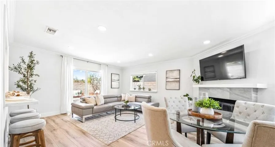 22287 Modina, Laguna Hills, California 92653