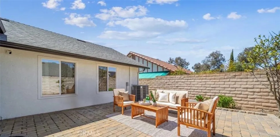 22287 Modina, Laguna Hills, California 92653