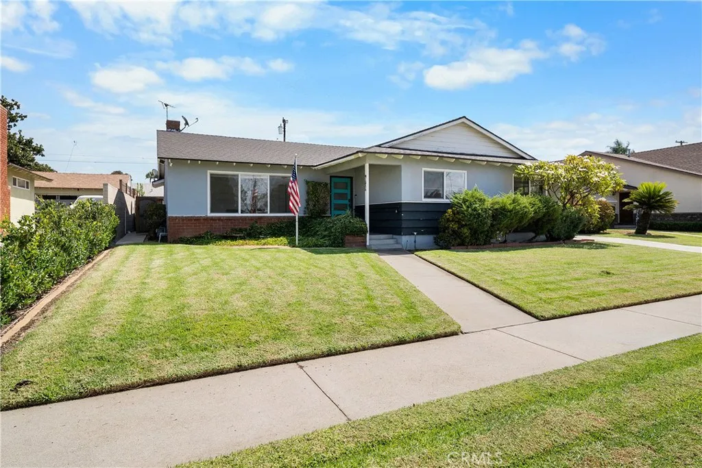 1158 N Ivescrest Avenue, Covina, California 91724 home-pic-1