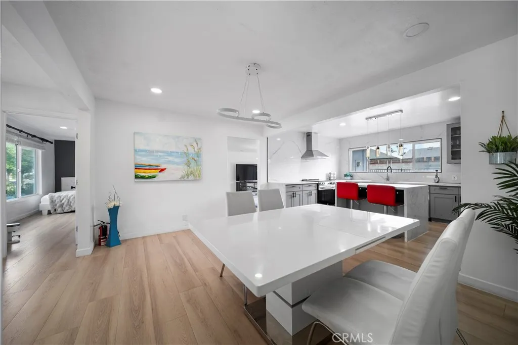 1158 N Ivescrest Avenue, Covina, California 91724 home-pic-7