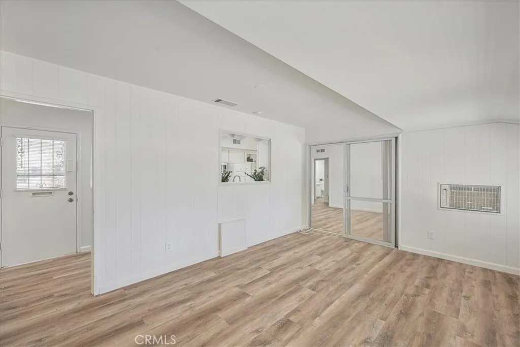 28258 Worcester W, Menifee, California 92586 home-pic-11