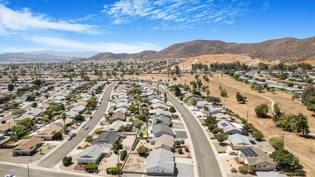 28258 Worcester W, Menifee, California 92586 home-pic-25