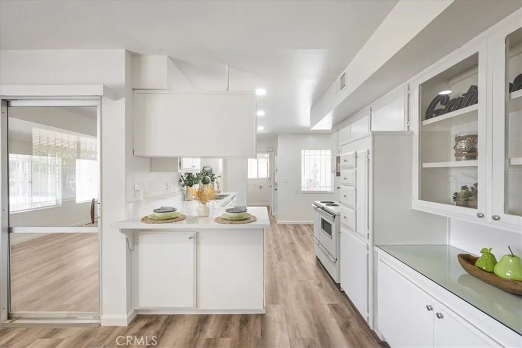 28258 Worcester W, Menifee, California 92586 home-pic-8