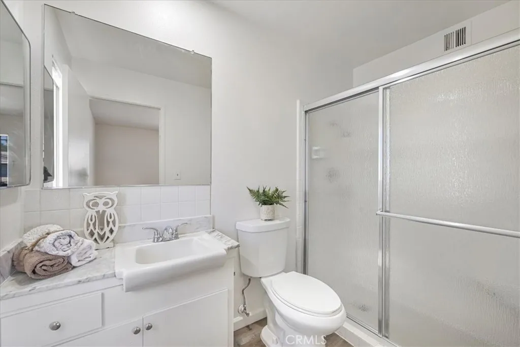 28258 Worcester W, Menifee, California 92586 home-pic-18