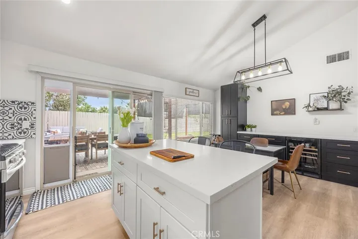 2922 Joshua Tree Road, Riverside, California 92503