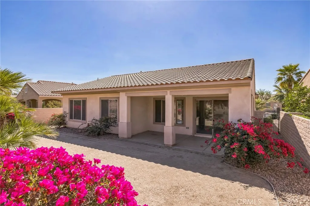 81726 Avenida Sombra, Indio, California 92203 home-pic-19