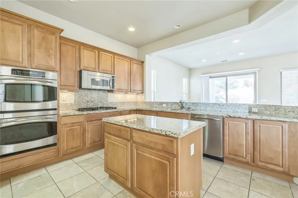 81726 Avenida Sombra, Indio, California 92203 home-pic-6