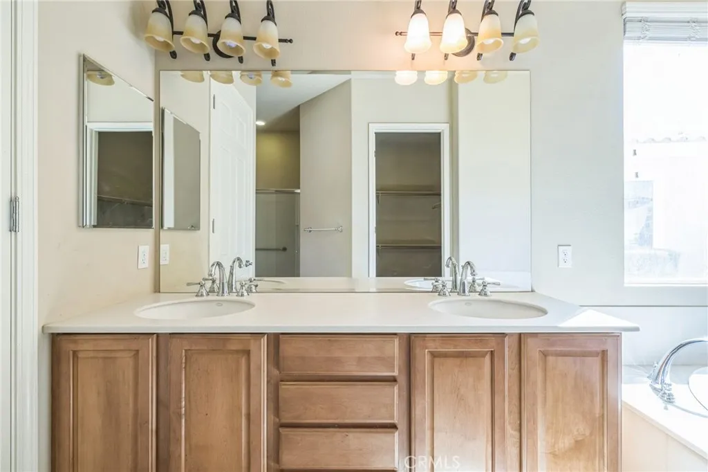 81726 Avenida Sombra, Indio, California 92203 home-pic-12