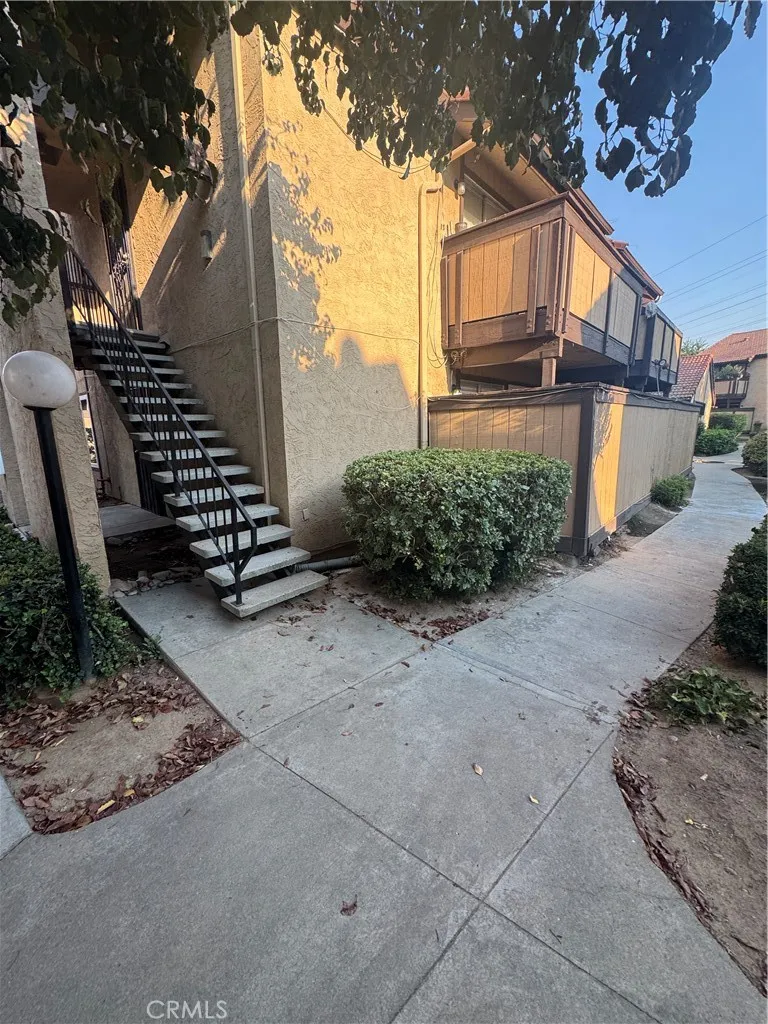 1550 Ashlan 134, Fresno, California 93705 home-pic-13