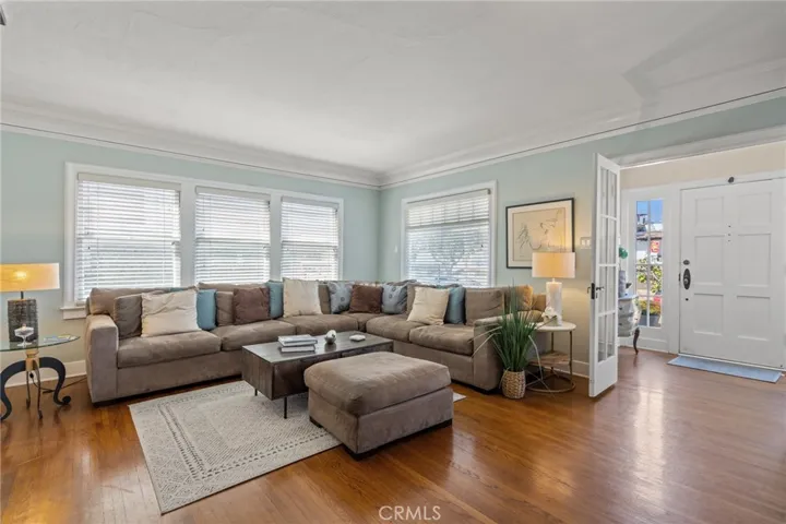 626 Elvira Avenue, Redondo Beach, California 90277