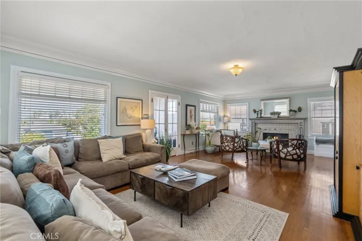 626 Elvira Avenue, Redondo Beach, California 90277