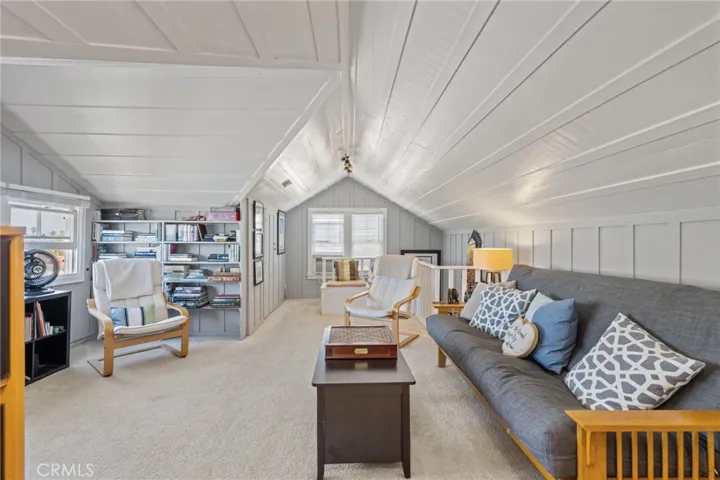 626 Elvira Avenue, Redondo Beach, California 90277