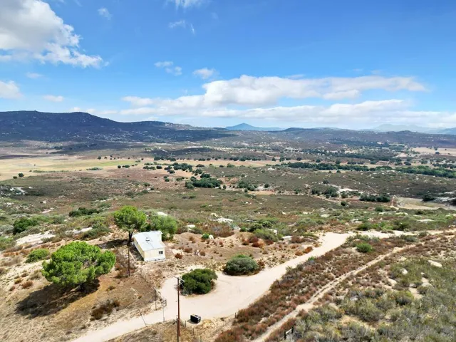 25355 Boulder Oaks Rd, Potrero, California 91963