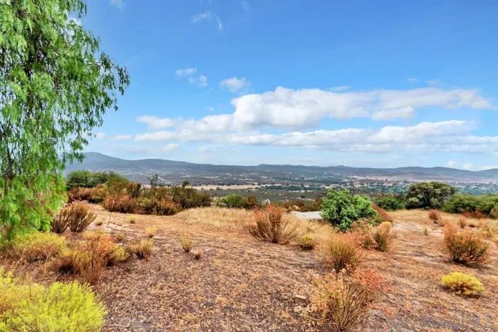 25355 Boulder Oaks Rd, Potrero, California 91963