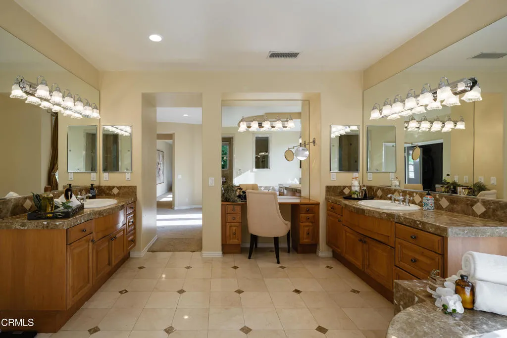 3921 Chapman Court, Altadena, California 91001 home-pic-43