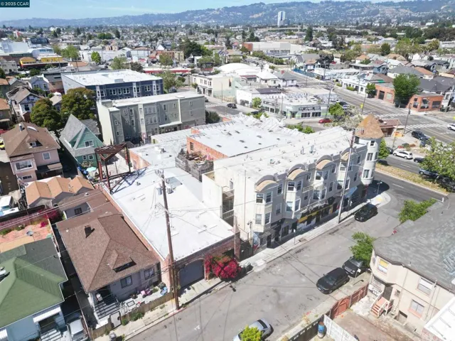 2521 San Pablo Ave, Oakland, California 94612