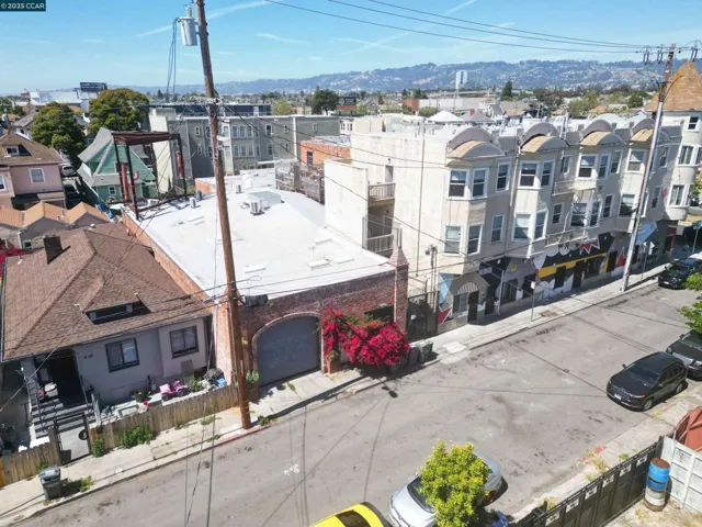 2521 San Pablo Ave, Oakland, California 94612