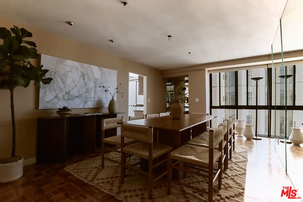 10790 Wilshire Boulevard 1603, Los Angeles, California 90024 home-pic-13