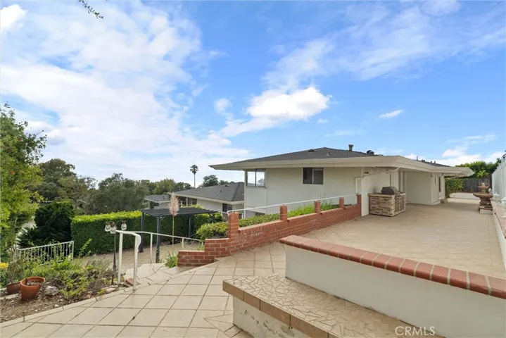 7206 Crest Road, Rancho Palos Verdes, California 90275