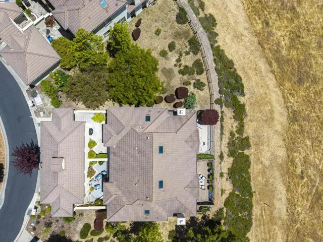 22284 E Lyndon Loop, Castro Valley, California 94552