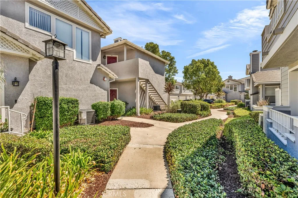 6631 Laurelton Lane 203, Chino Hills, California 91709 home-pic-21