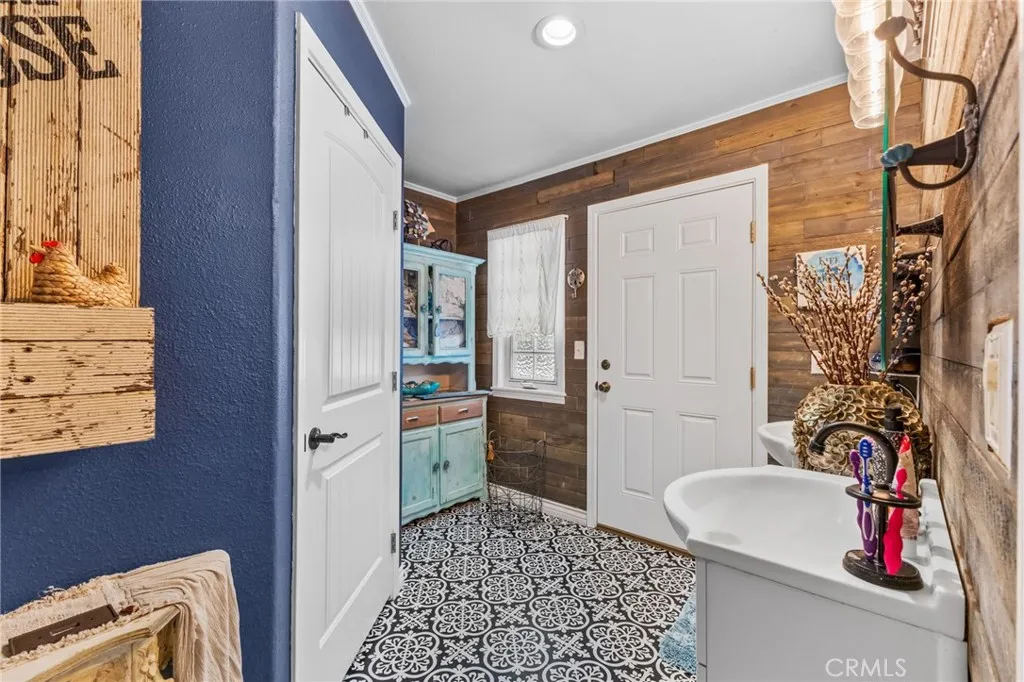 17421 Haynes Avenue, Lake Elsinore, California 92530 home-pic-35