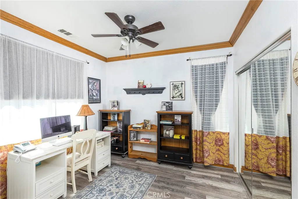 245 Glenview Lane, Hemet, California 92545 home-pic-13