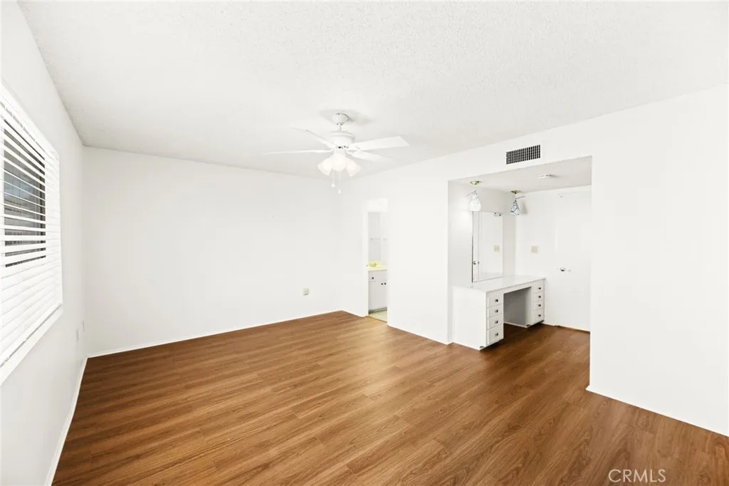 26470 New Bedford Rd., Menifee, California 92586 home-pic-26