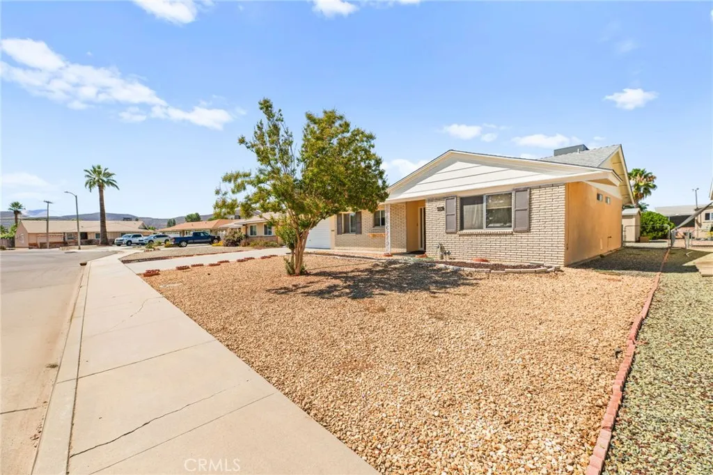 26470 New Bedford Rd., Menifee, California 92586 home-pic-0