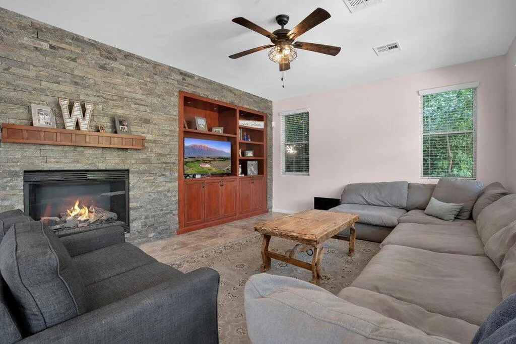 80579 Plum Lane, Indio, California 92201 home-pic-10